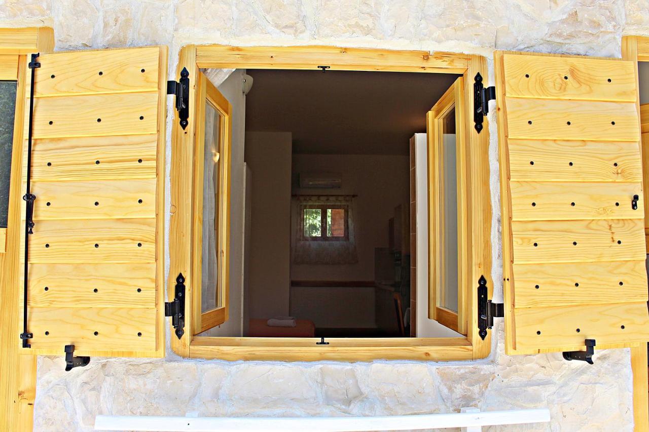 Studio Apartman Zara Exterior photo